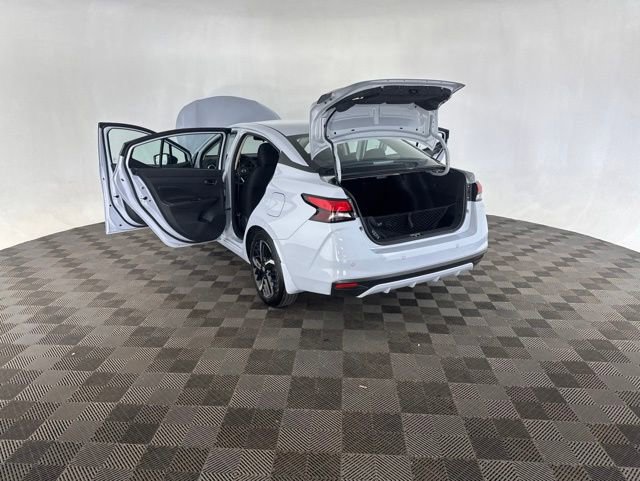 Certified 2025 Nissan Versa SR w/ Trunk Package FWD image 16