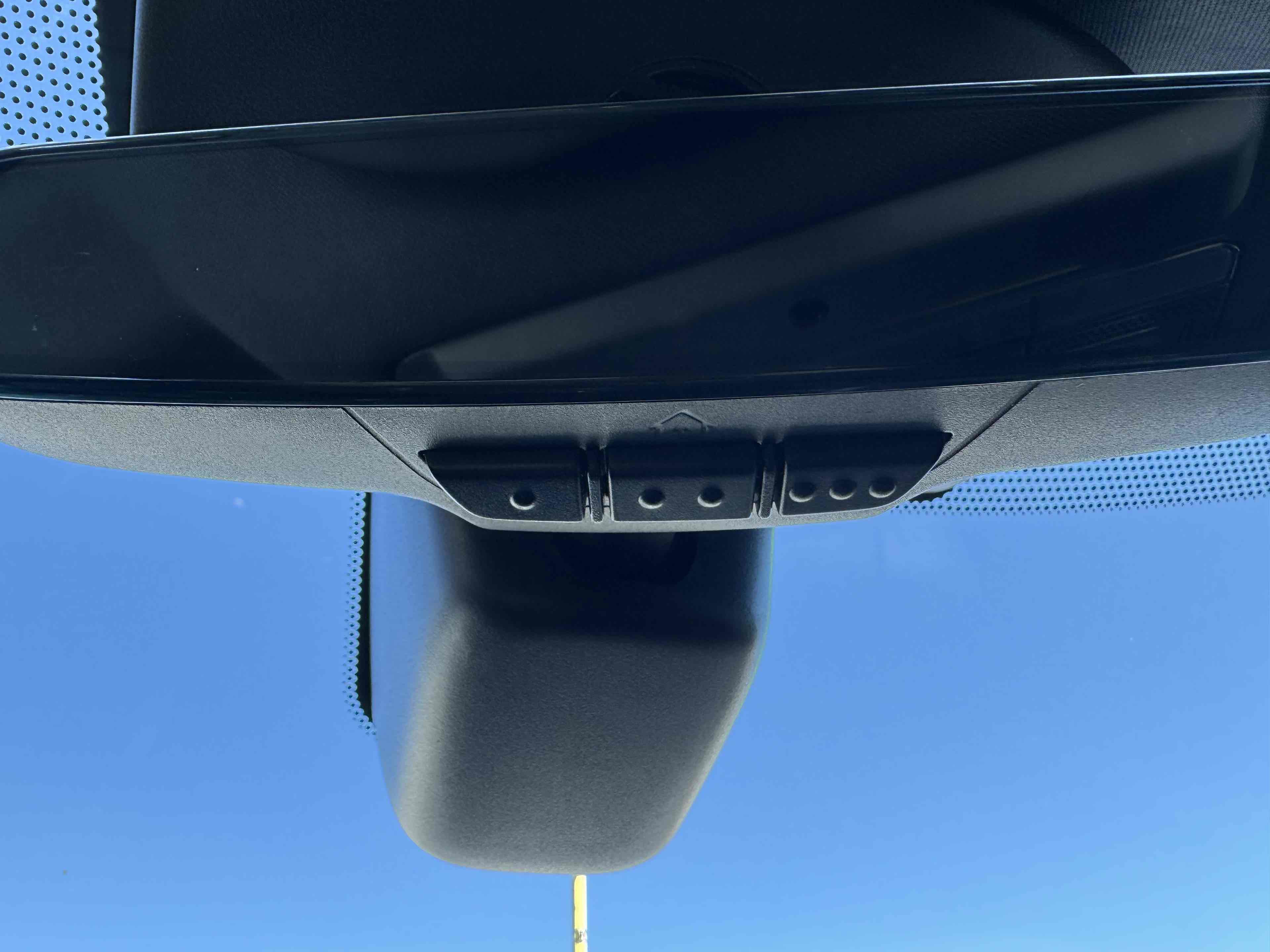 Used 2018 Land Rover Discovery HSE AWD/4WD image 33