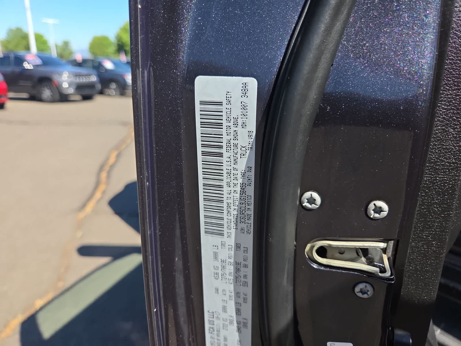 Used 2018 RAM 2500 ST AWD/4WD image 29