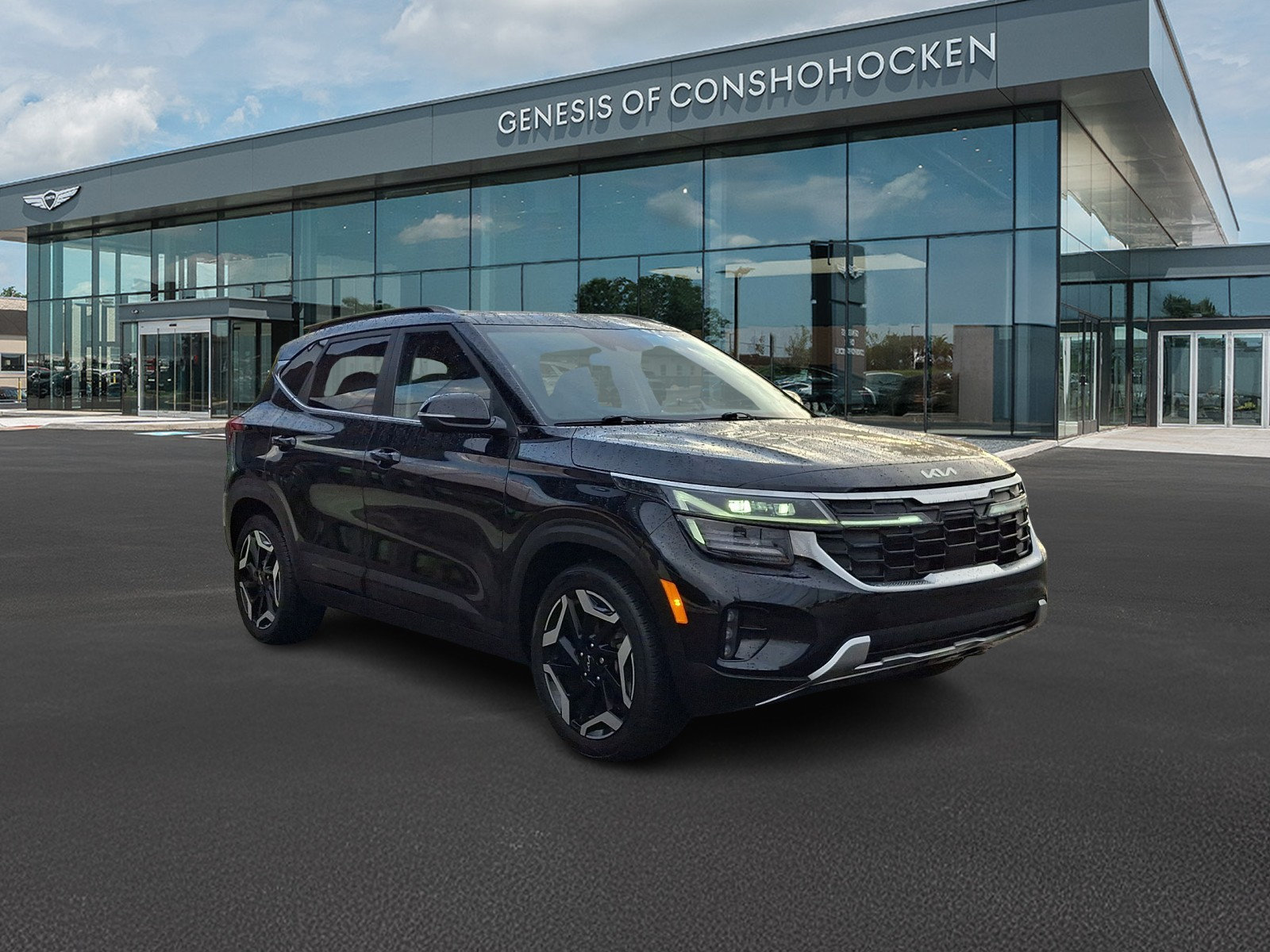 Used 2024 Kia Seltos SX w/ SX Sunroof Package AWD/4WD image 2