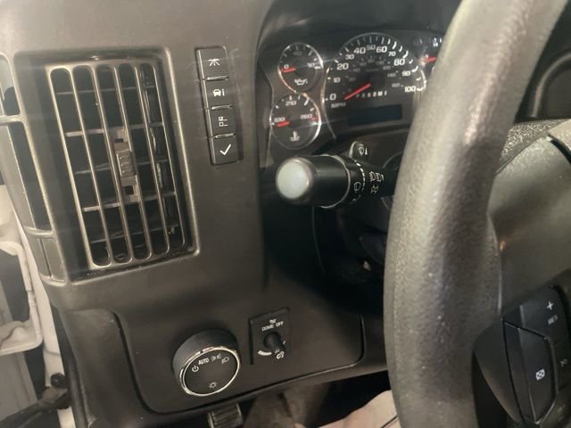 Used 2020 Chevrolet Express 3500 LT w/ LT Preferred Equipment Group RWD image 15