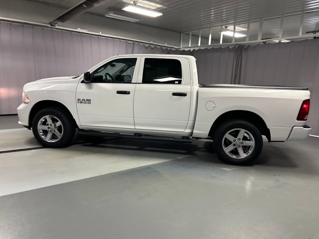 Used 2018 RAM 1500 Express w/ Express Value Package AWD/4WD image 4
