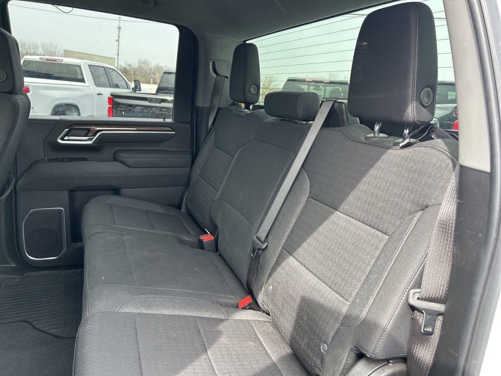 Used 2025 Chevrolet Silverado 2500 LT w/ Convenience Package image 36