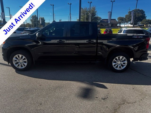Used 2024 Chevrolet Silverado 1500 Custom AWD/4WD image 8