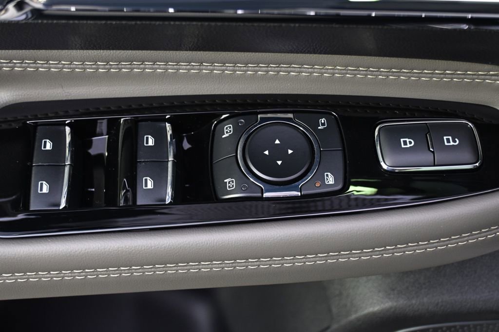 New 2026 Lincoln Corsair Reserve w/ Jet Appearance Package image 23