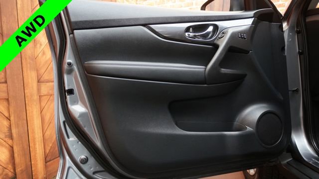 Used 2018 Nissan Rogue SV w/ Premium Package AWD/4WD image 31