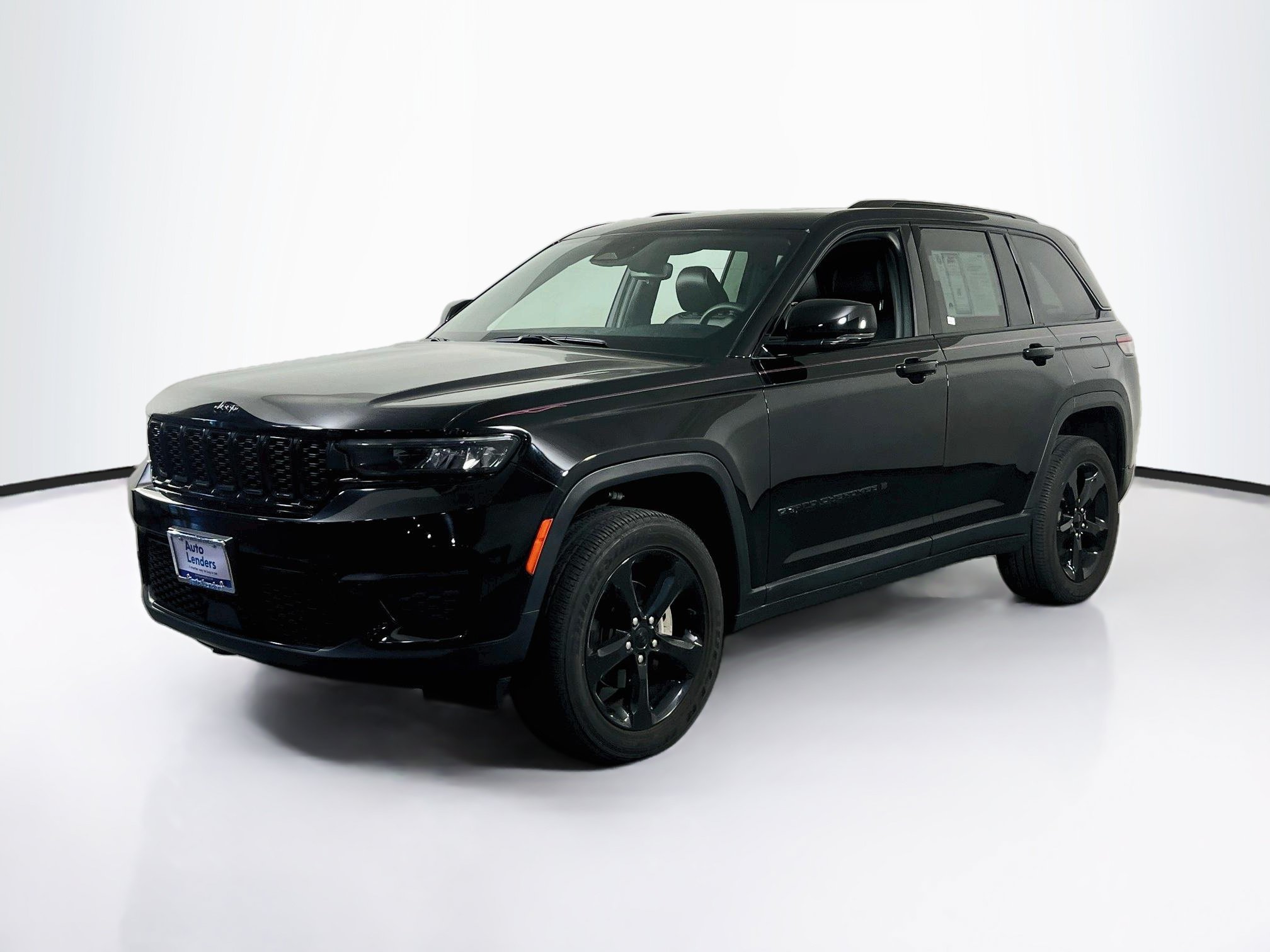 Used 2023 Jeep Grand Cherokee Altitude