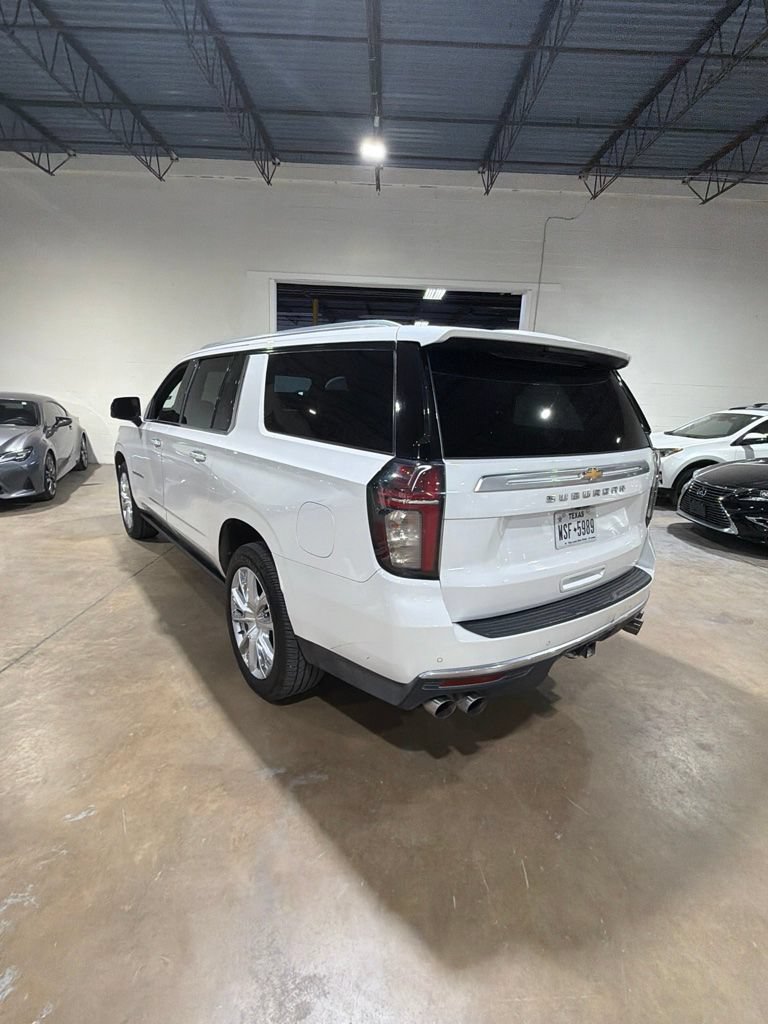 Used 2021 Chevrolet Suburban High Country w/ Premium Package RWD image 15