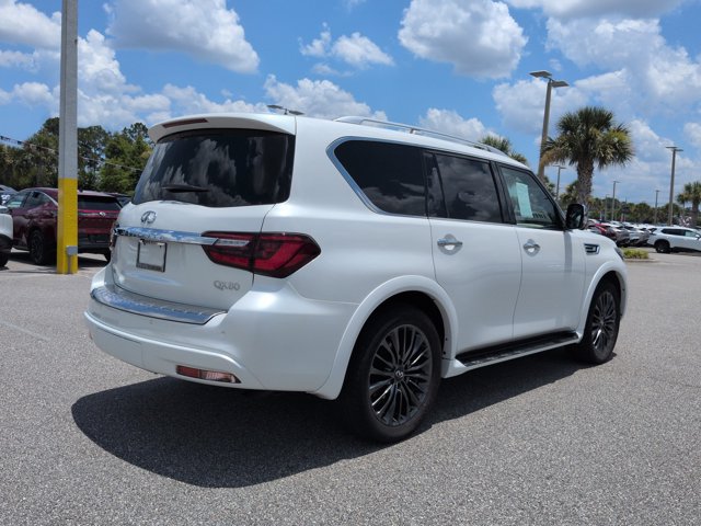 Used 2022 INFINITI QX80 Sensory AWD/4WD image 5