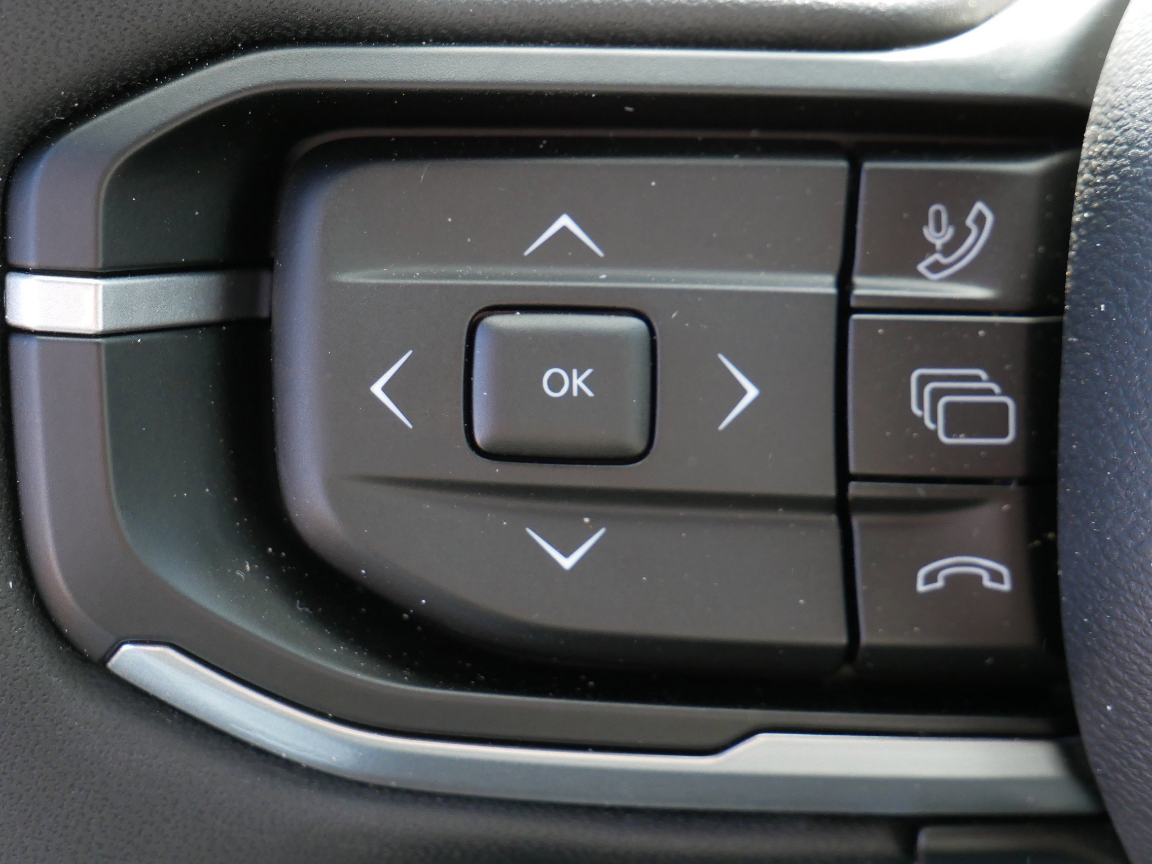 New 2026 Jeep Cherokee Limited image 15