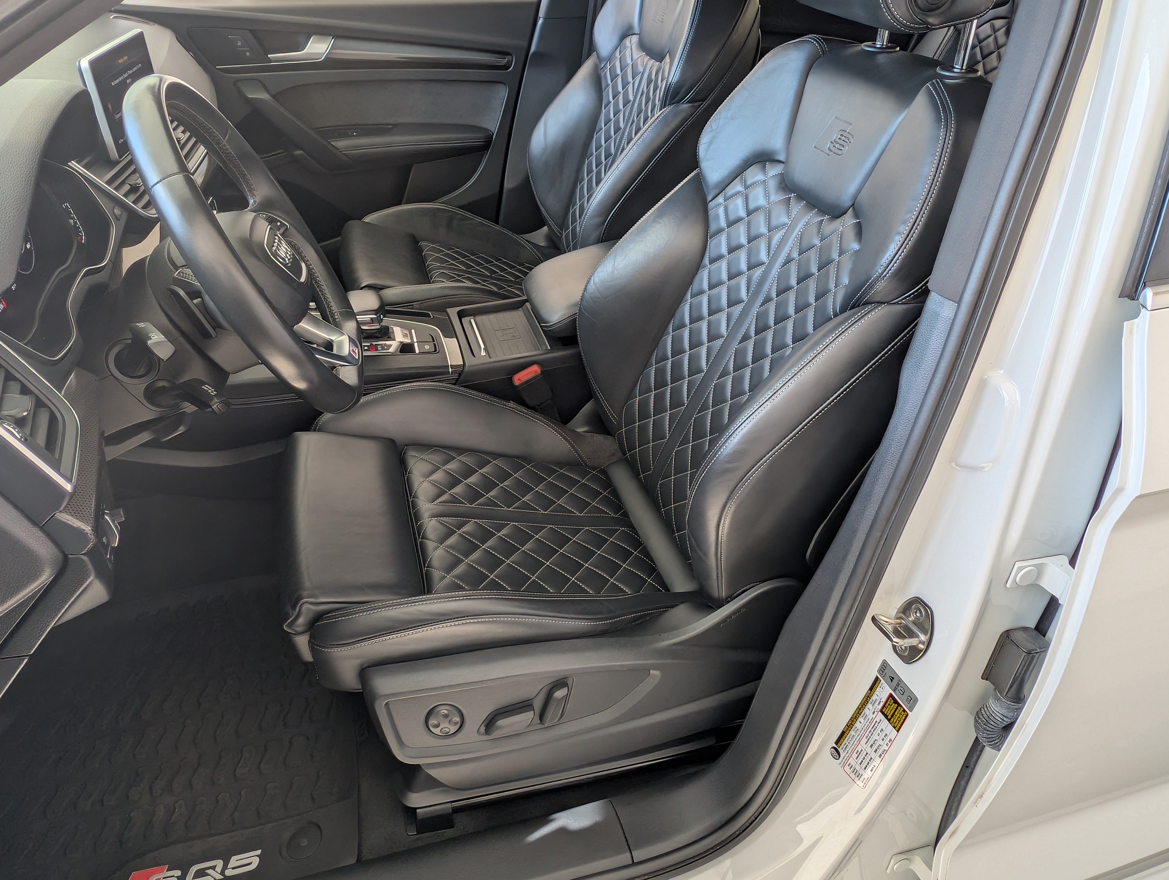 Used 2019 Audi SQ5 Premium Plus AWD/4WD image 17
