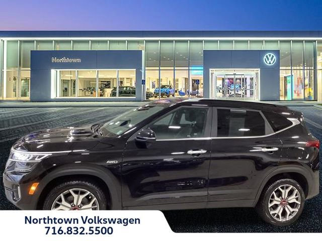 Used 2021 Kia Seltos SX w/ SX Sunroof Package AWD/4WD image 2