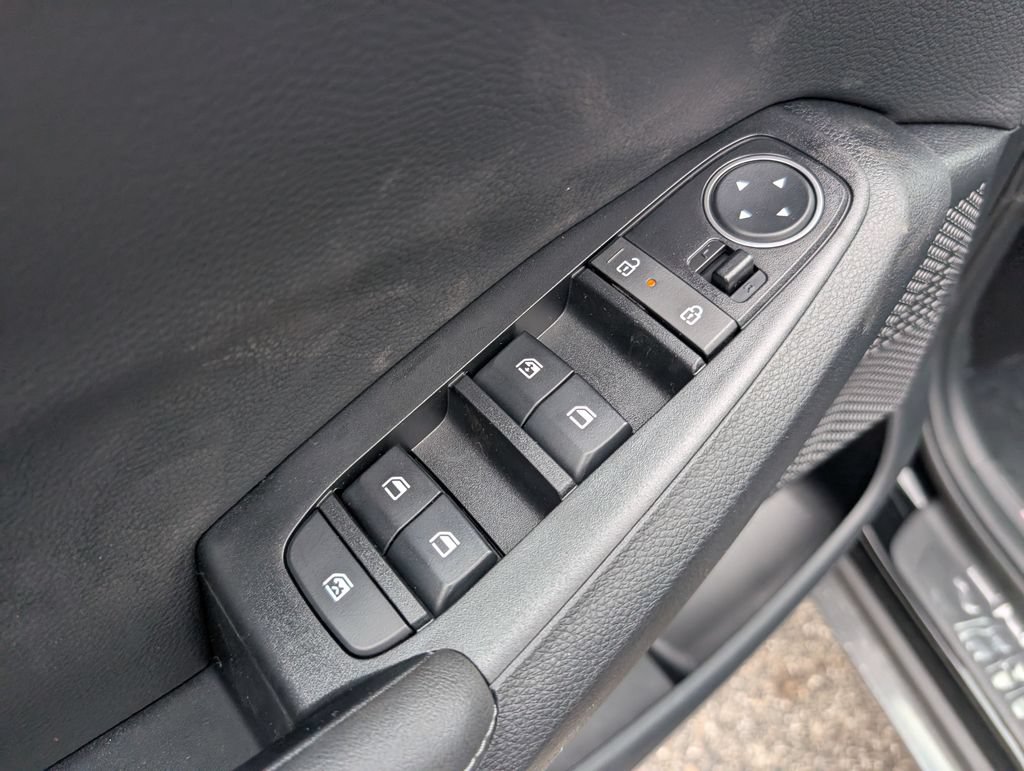 New 2026 Kia Seltos S AWD/4WD image 14