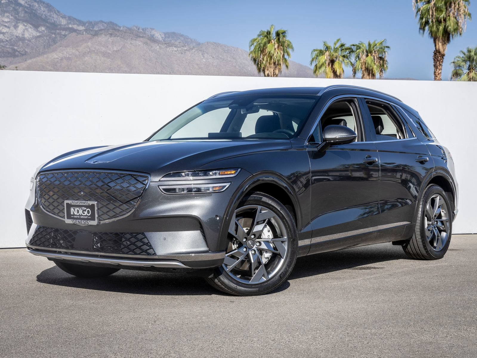 Used 2025 Genesis Electrified GV70 w/ Prestige Package AWD/4WD image 1