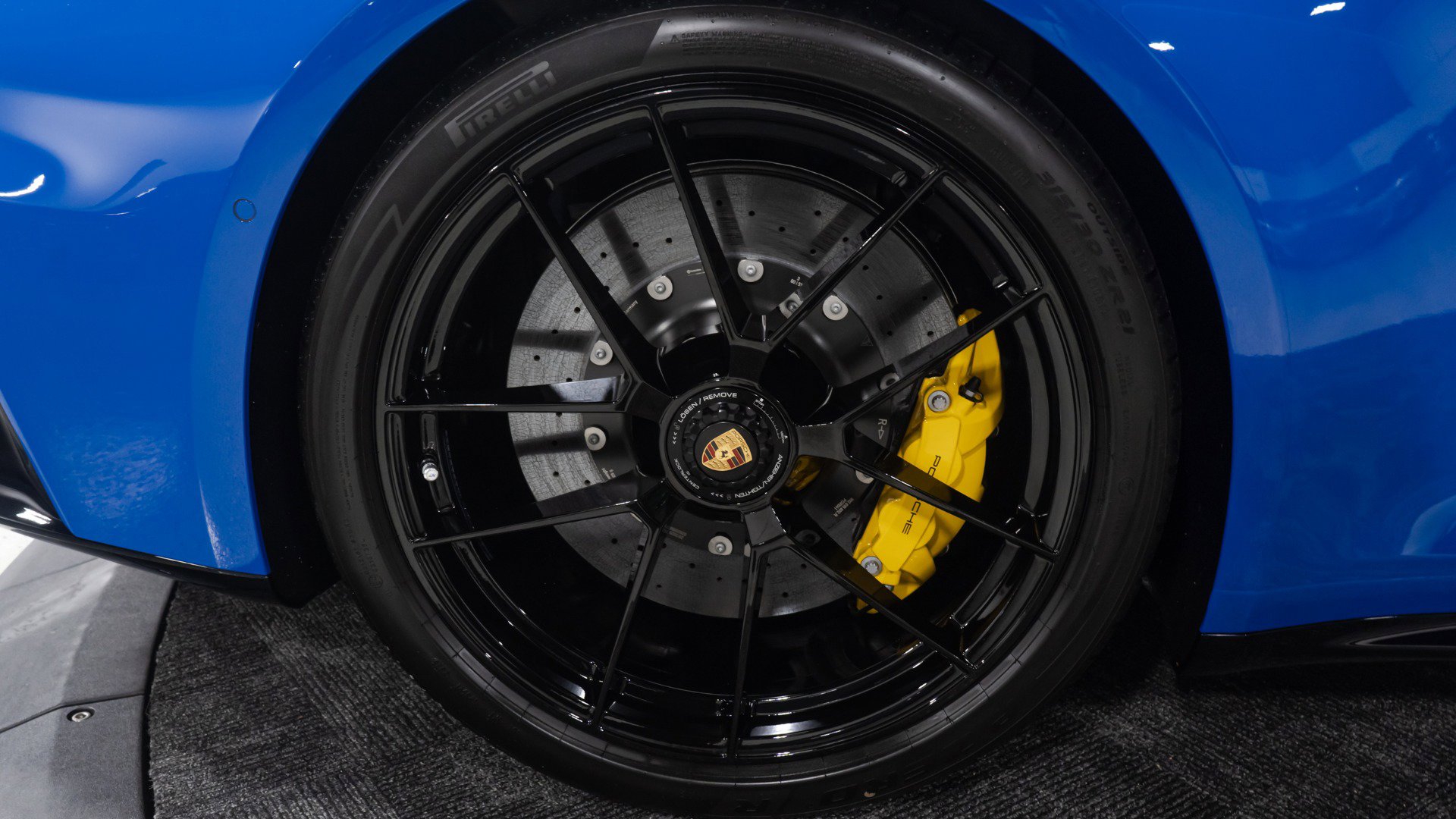 Used 2026 Porsche 911 Carrera GTS image 42