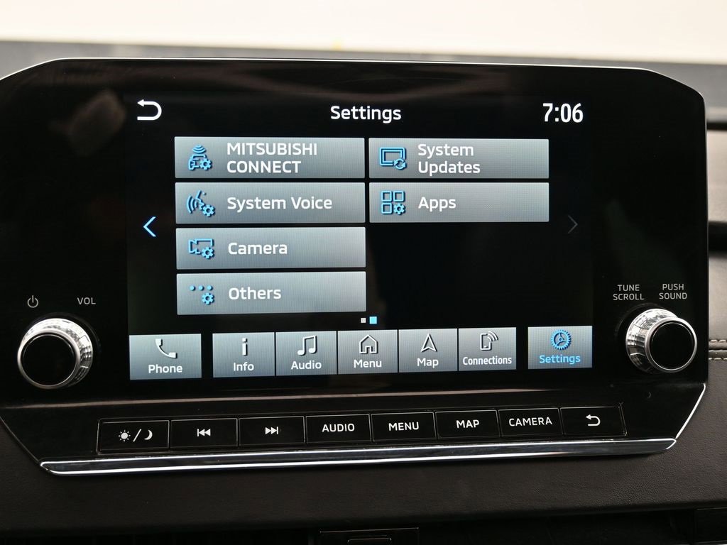 Used 2023 Mitsubishi Outlander SE image 24