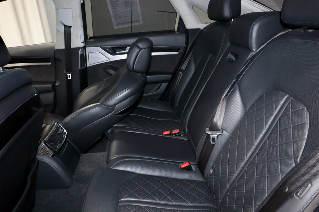 Used 2013 Audi S8 4.0T w/ Driver Assistance Pkg image 22
