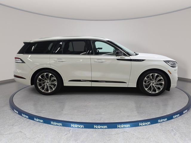 Certified 2023 Lincoln Aviator Grand Touring w/ Equipment Group 301A image 4