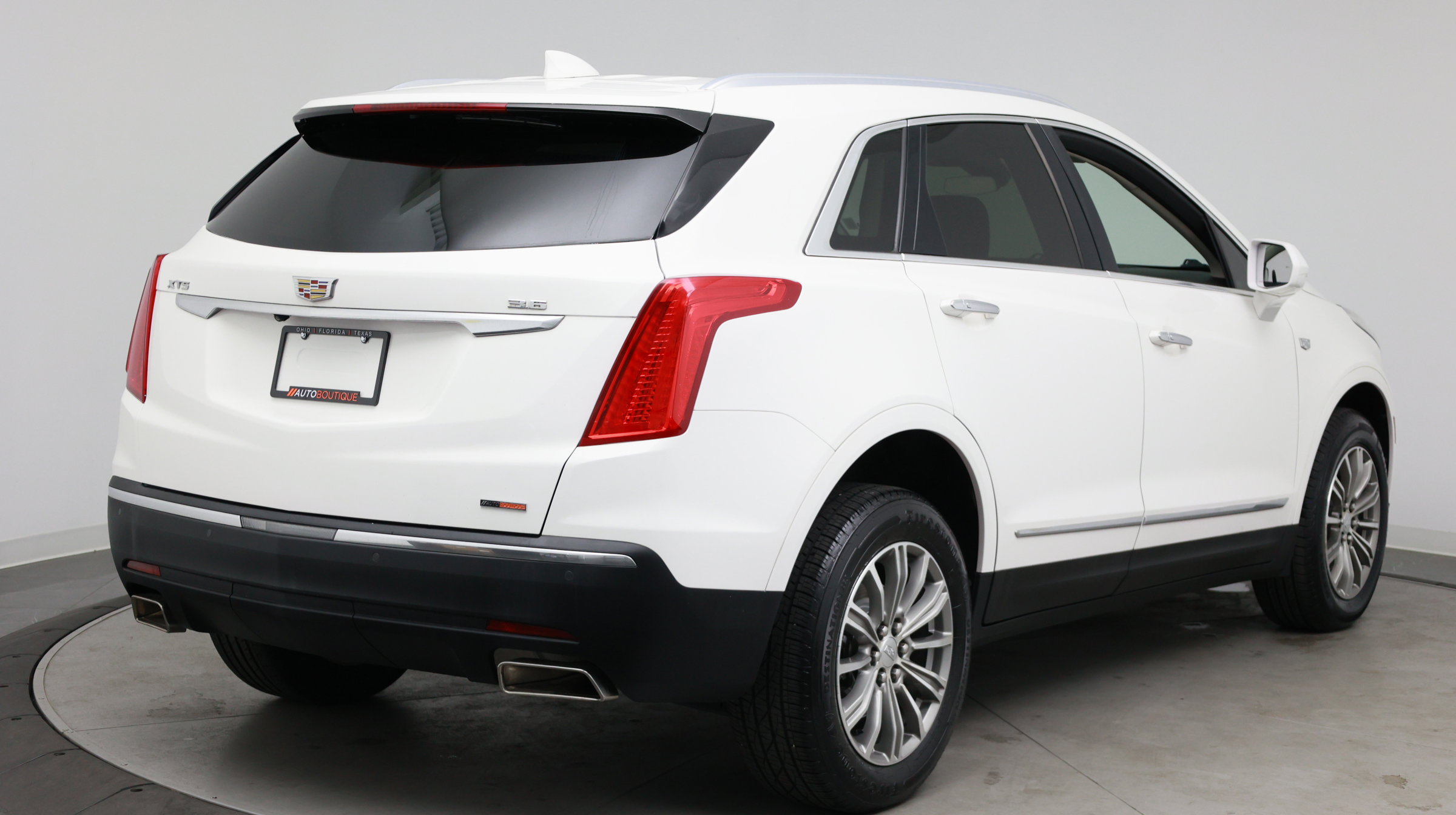 Used 2019 Cadillac XT5 Luxury FWD image 7
