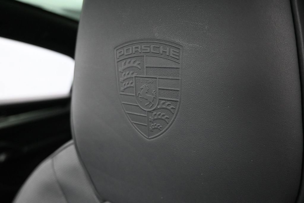 Certified 2024 Porsche Cayenne S AWD/4WD image 11
