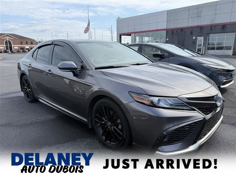Used 2023 Toyota Camry XSE w/ Cold Weather Package FWD image 1