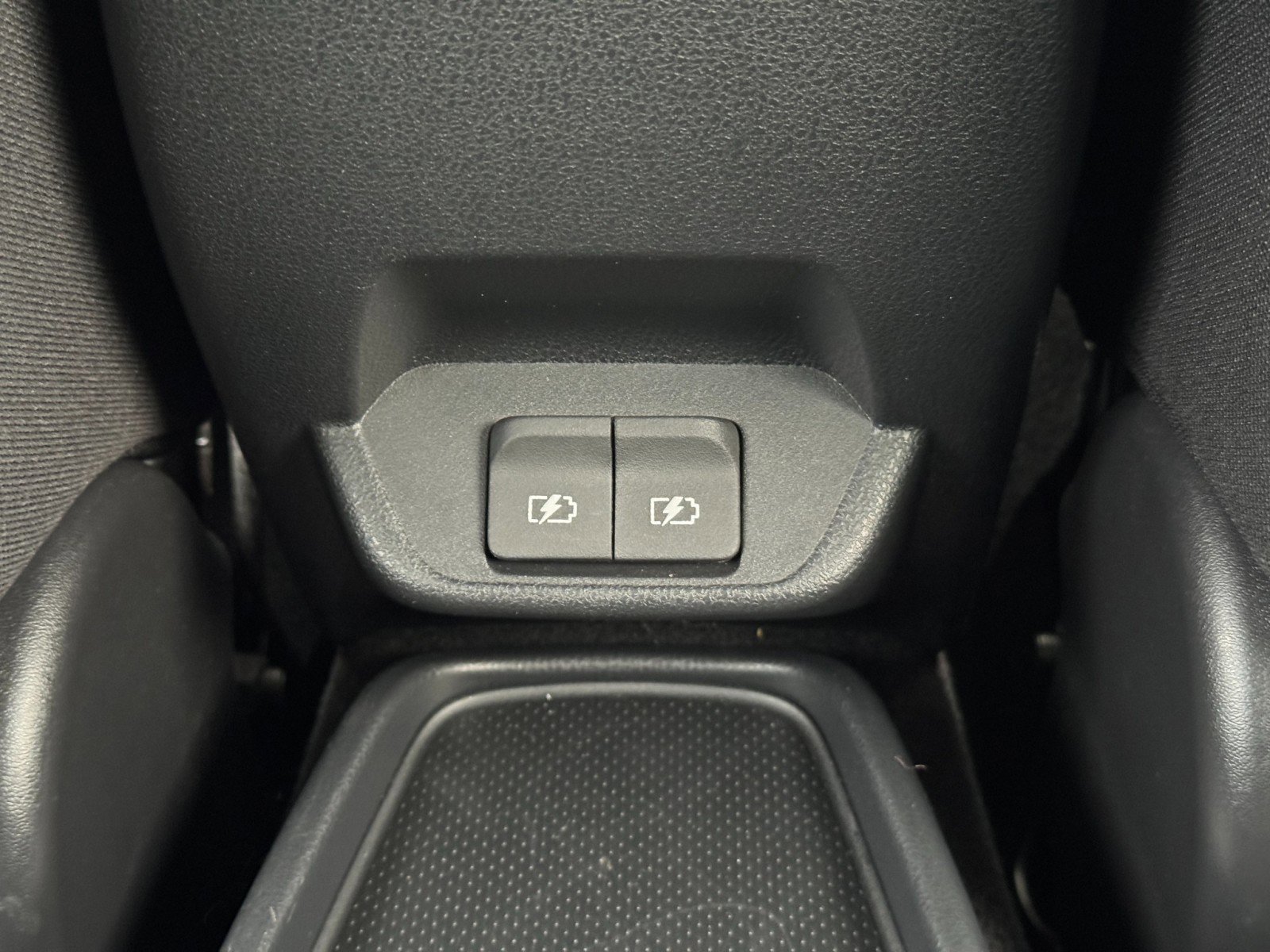 Used 2023 Nissan Leaf S image 27