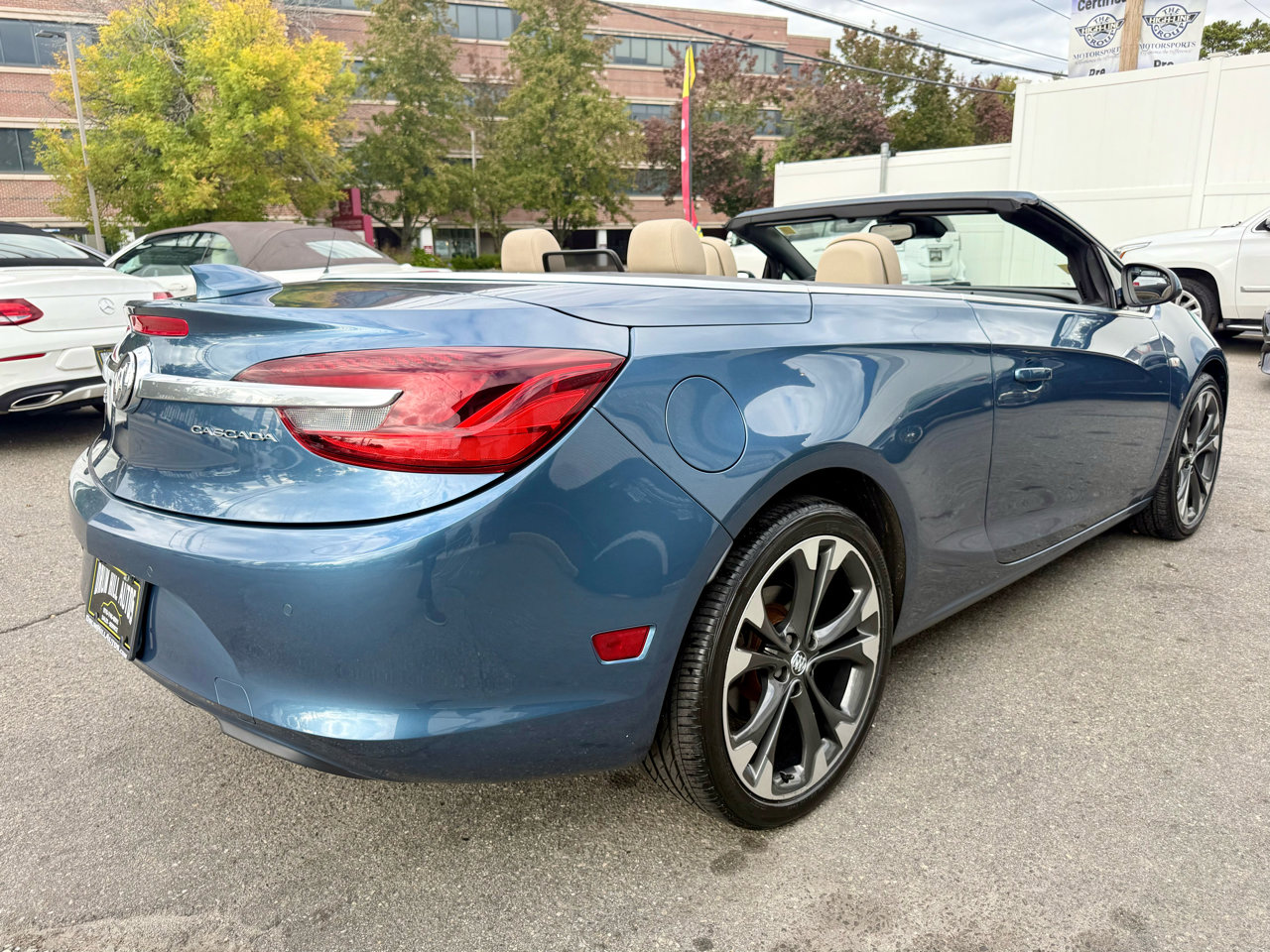 Used 2017 Buick Cascada Premium image 36