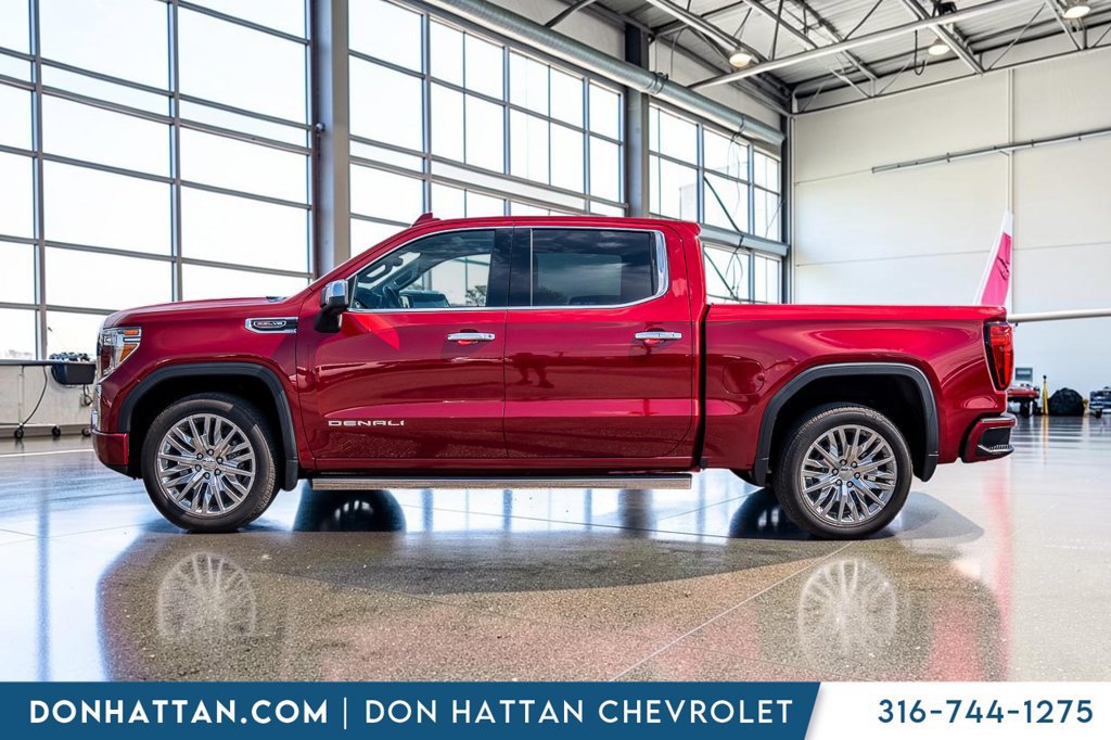 Used 2019 GMC Sierra 1500 Denali w/ Denali Ultimate Package AWD/4WD image 2