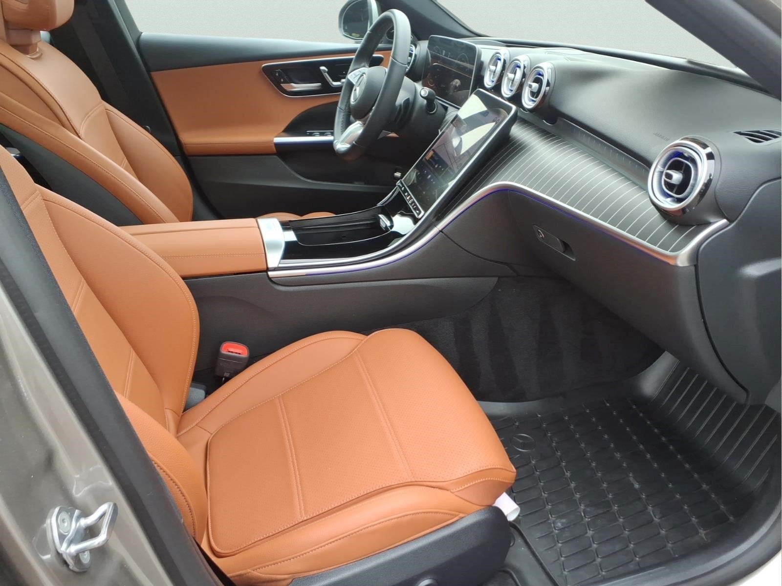 Certified 2023 Mercedes-Benz C 300 4MATIC Sedan image 28