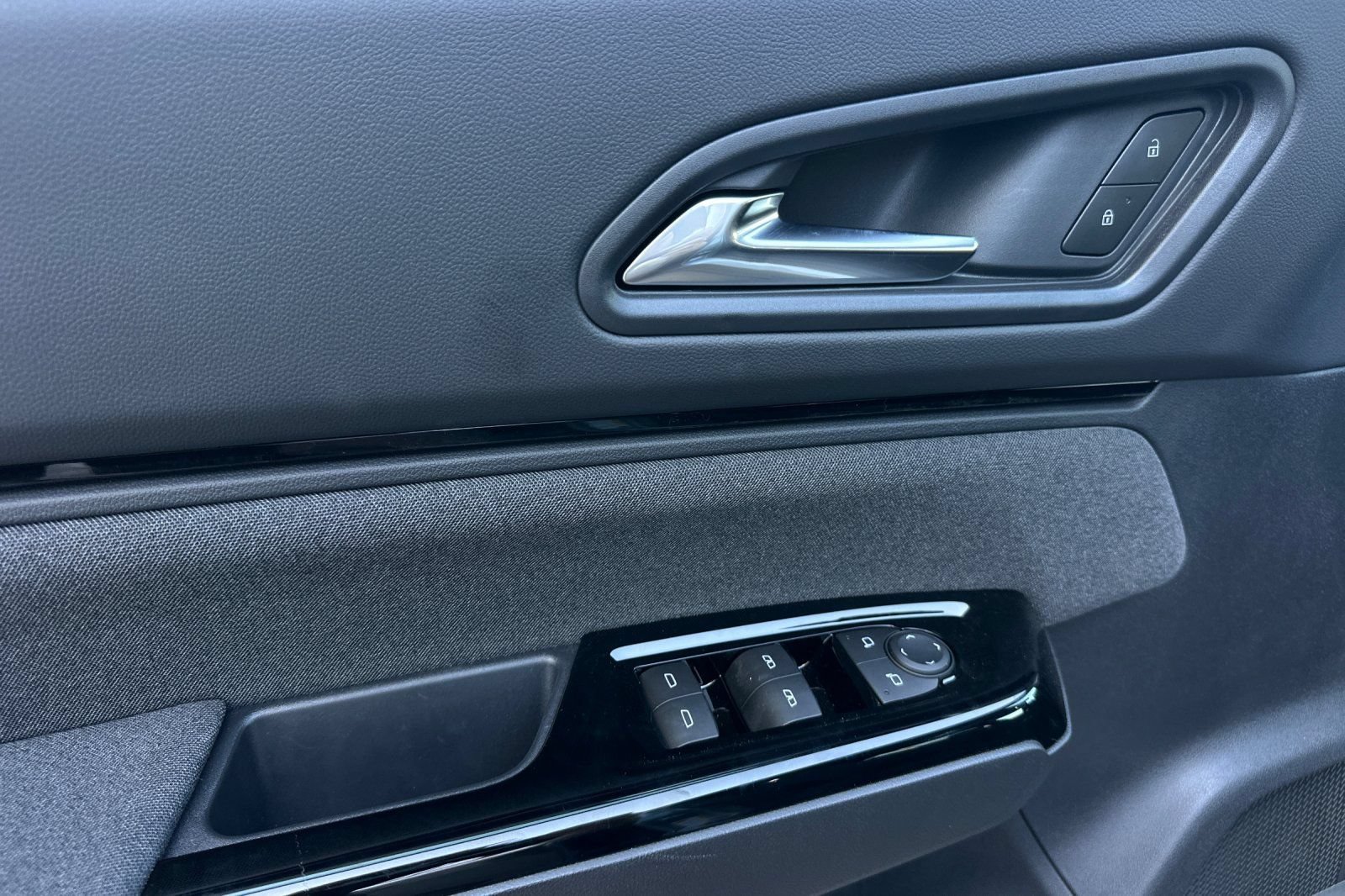 New 2026 Honda Prologue EX image 10