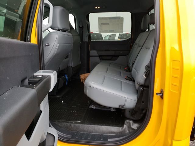 New 2026 Ford F550 4x4 Crew Cab image 22