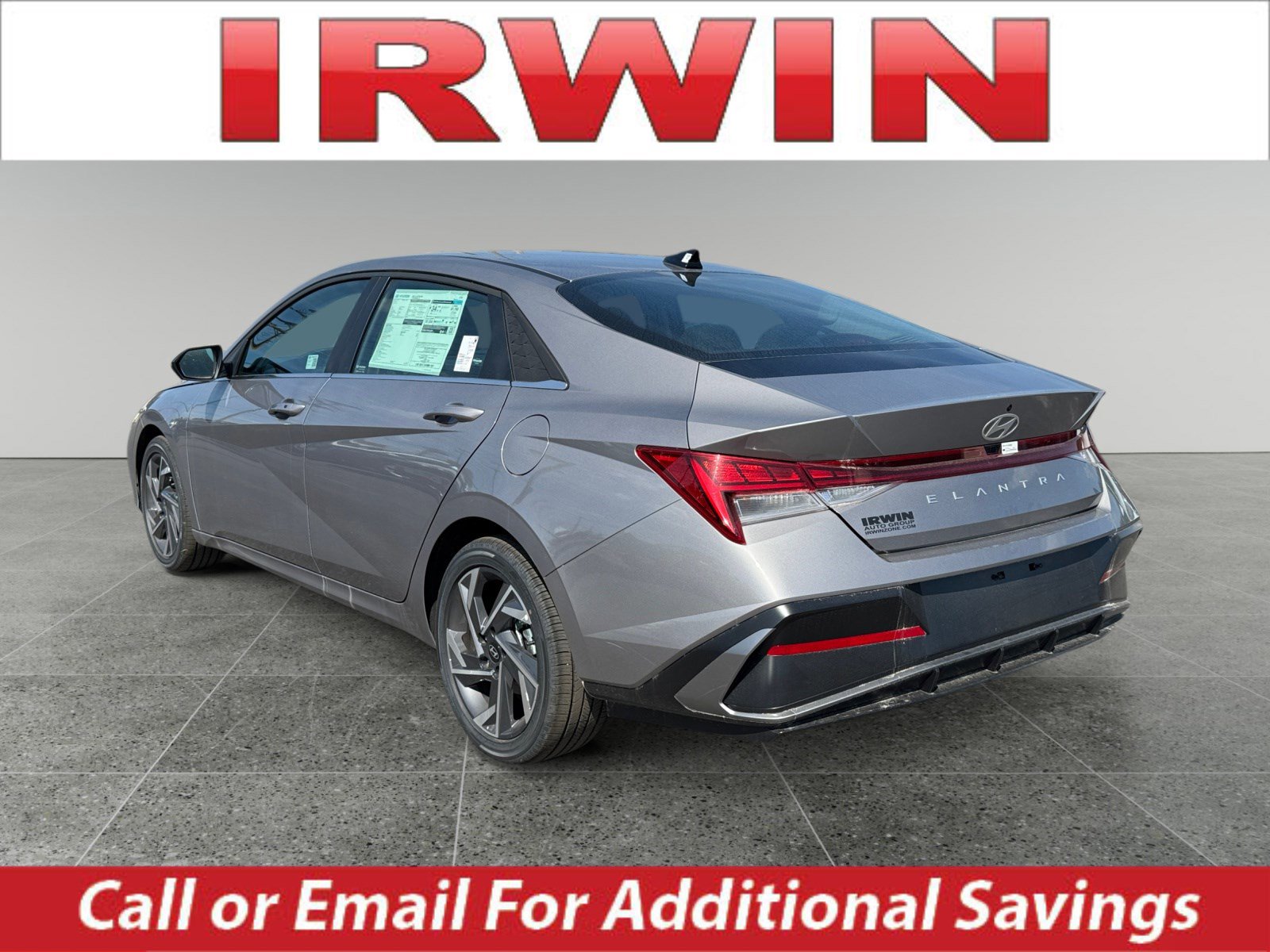 New 2025 Hyundai Elantra SEL image 3