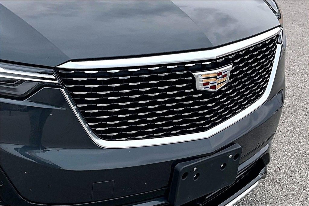 Used 2023 Cadillac XT6 Premium Luxury w/ Technology Package image 29