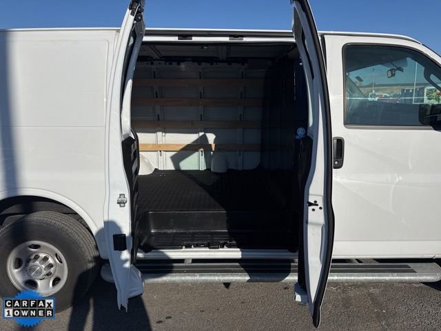 Used 2024 Chevrolet Express 2500 Work Van 3D Cargo Van w/ Driver Convenience Package image 10