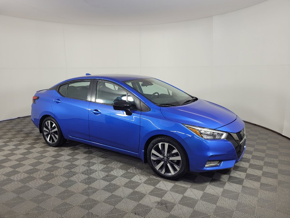 Used 2021 Nissan Versa SR FWD image 11