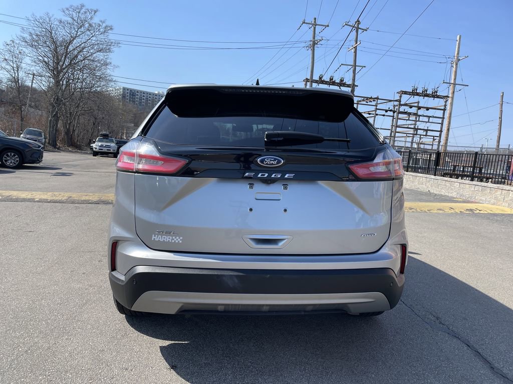 Used 2024 Ford Edge SEL AWD/4WD image 4