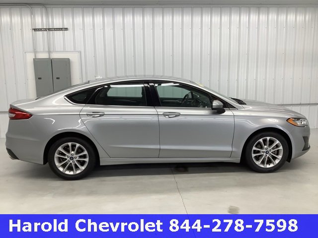 Used 2020 Ford Fusion SE image 6