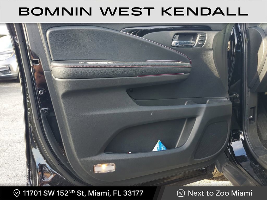 Used 2022 Honda Pilot Black Edition image 23