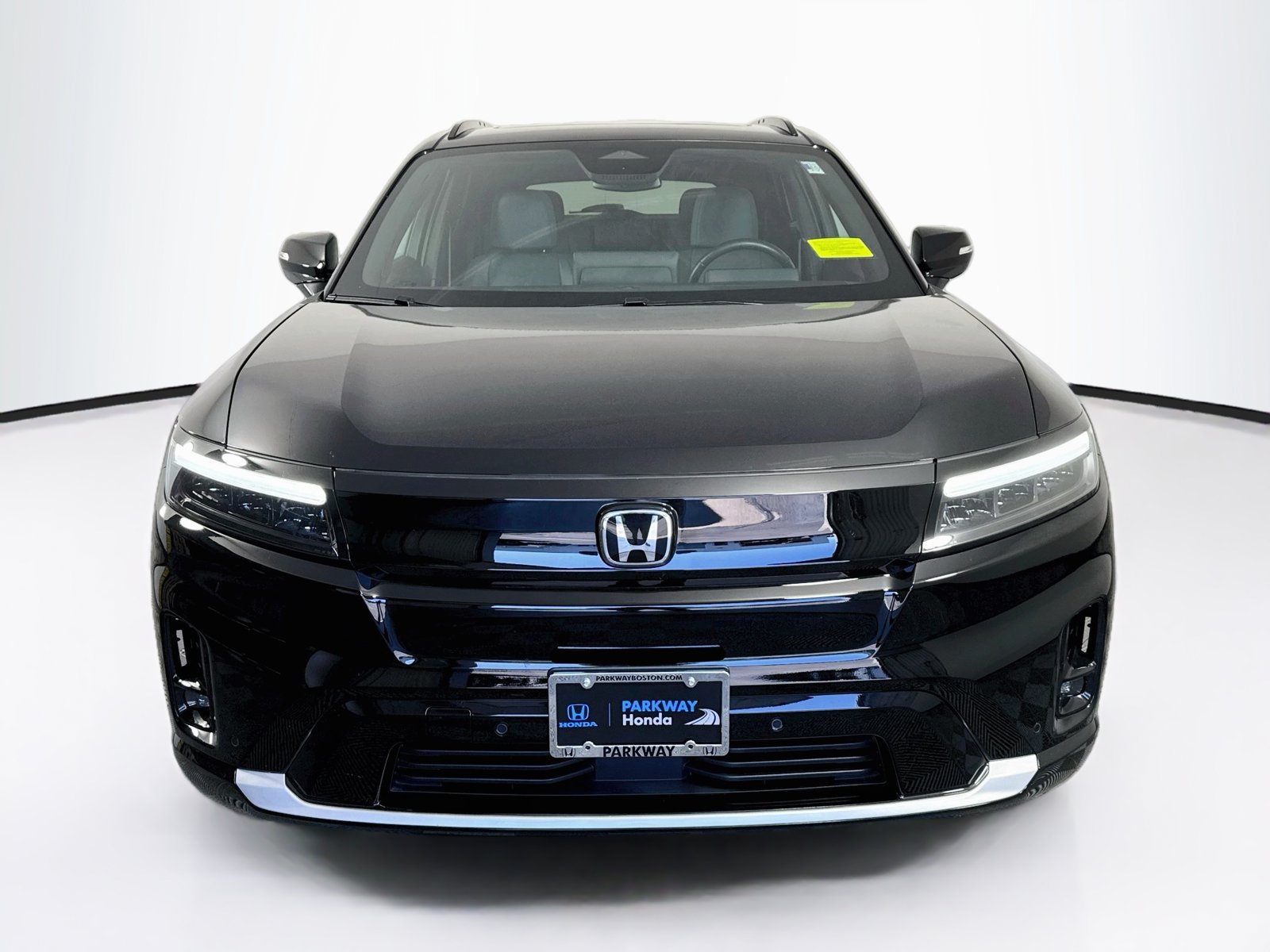 Used 2024 Honda Prologue Touring image 2