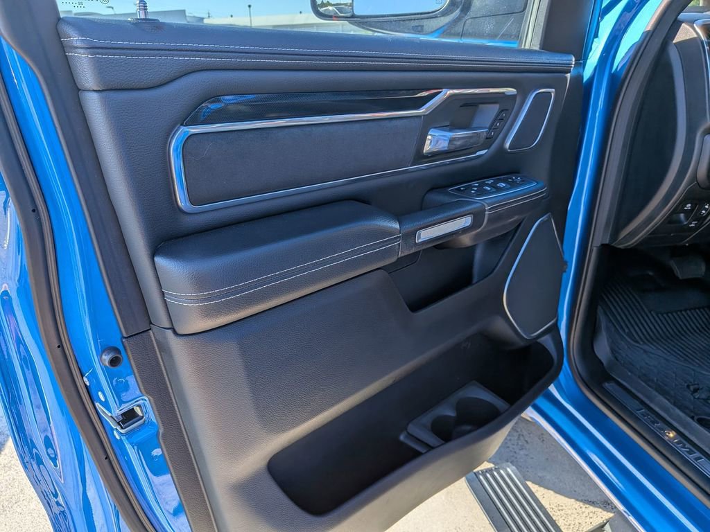 Used 2022 RAM 1500 Laramie AWD/4WD image 8