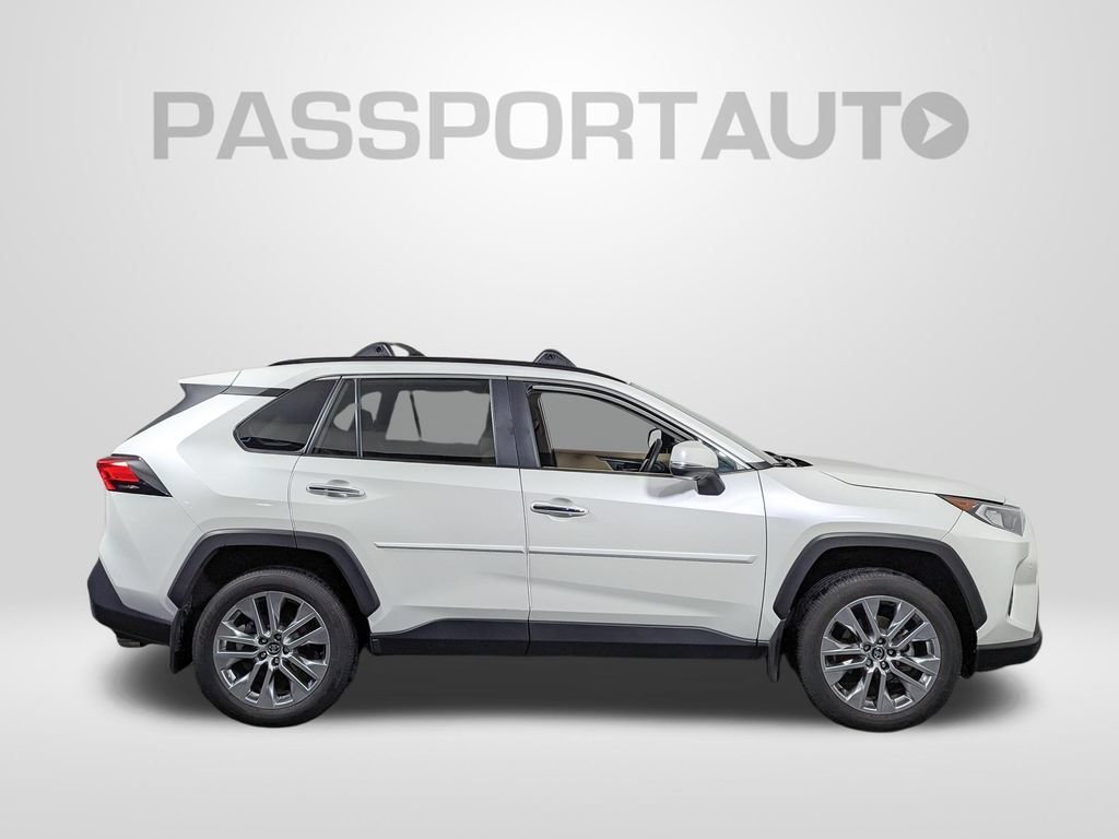 Used 2020 Toyota RAV4 Limited AWD/4WD image 8
