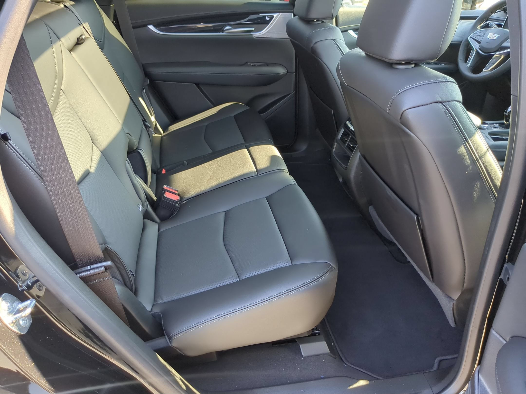 New 2026 Cadillac XT5 Premium Luxury w/ Driver Assist Package AWD/4WD image 34
