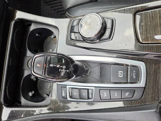 Used 2016 BMW 550i xDrive Sedan w/ M Sport AWD/4WD image 9