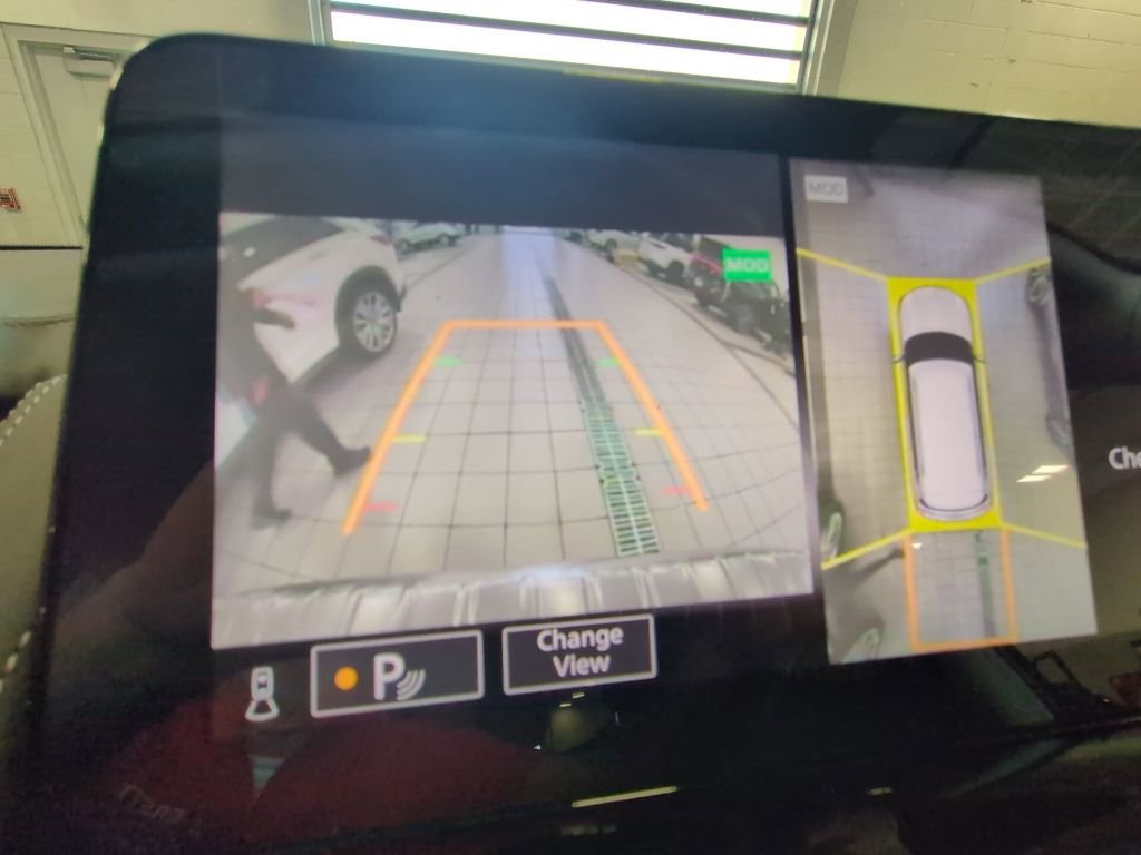 Used 2023 INFINITI QX80 Luxe w/ Cargo Package image 10