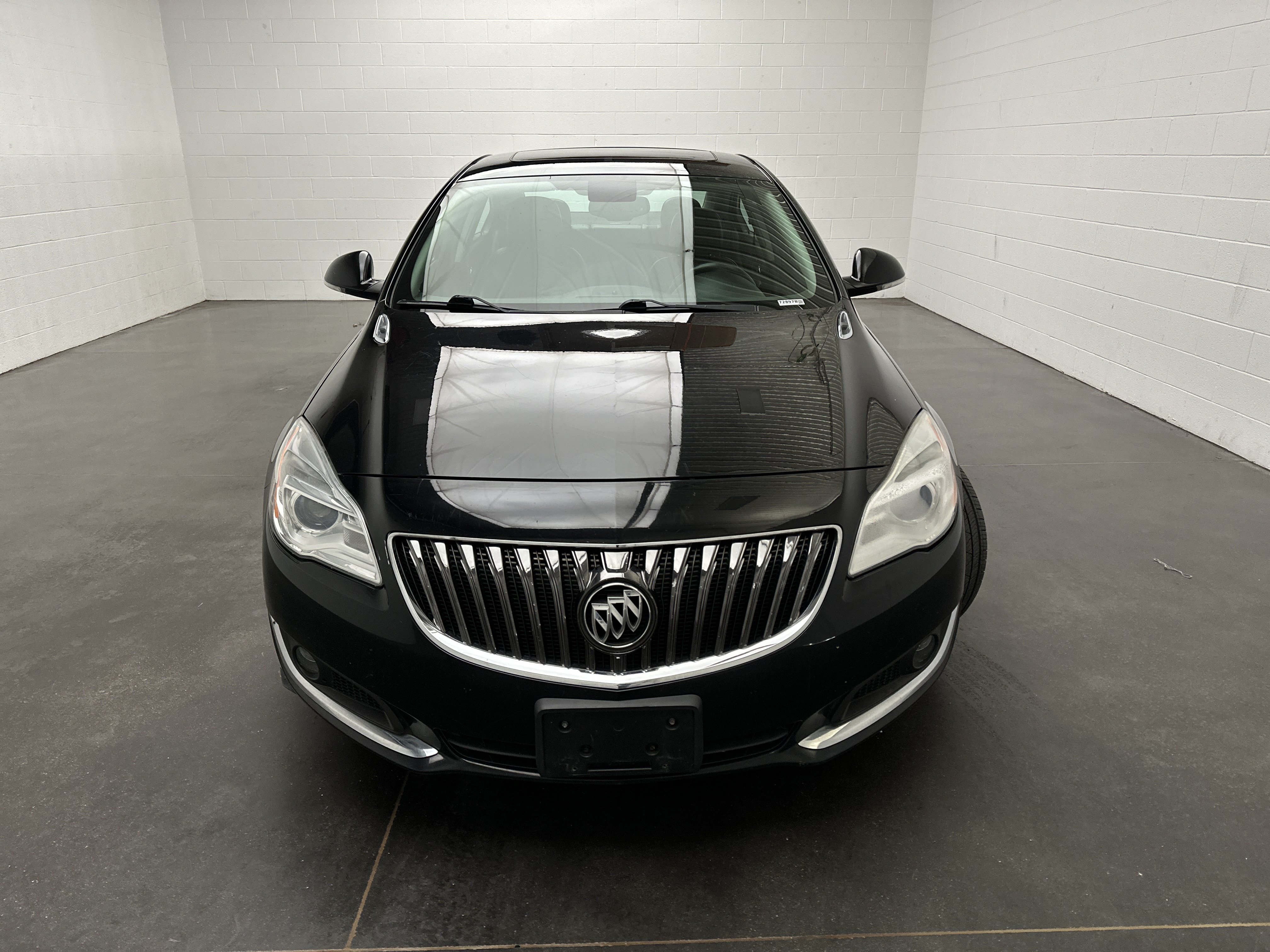 Used 2015 Buick Regal FWD image 3