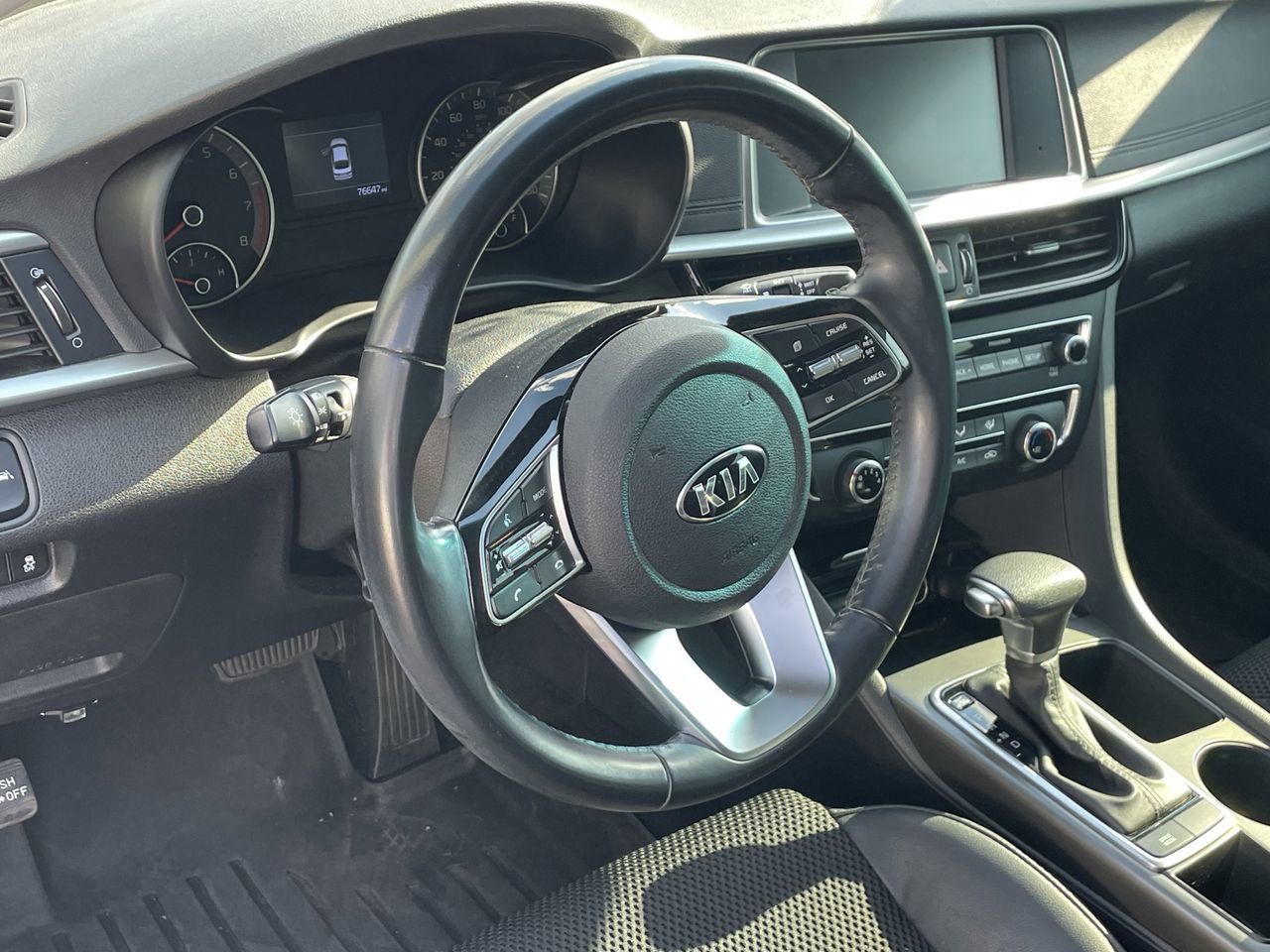 Used 2020 Kia Optima S FWD image 6