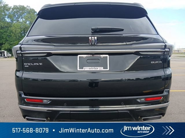 Certified 2025 Buick Enclave Avenir w/ LPO, Floor Liner Package AWD/4WD image 9