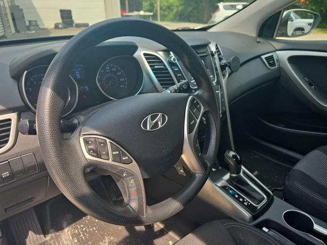 Used 2013 Hyundai Elantra GT FWD image 12