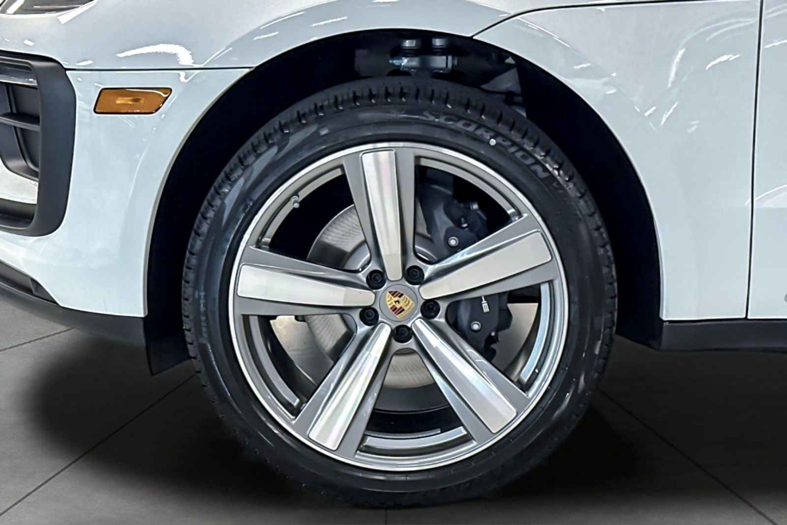 New 2025 Porsche Macan image 12