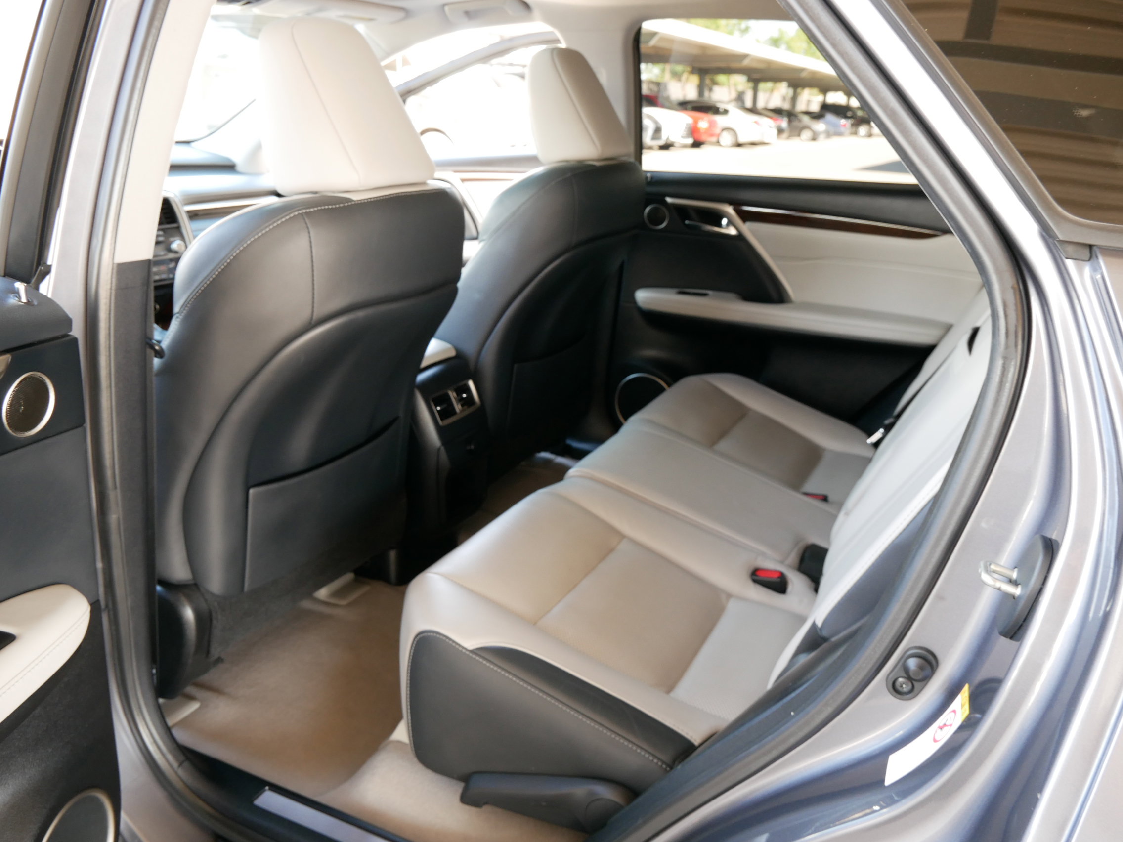 Used 2018 Lexus RX 350 FWD w/ Premium Package image 22